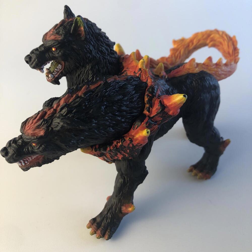 SCHLEICH Eldrador Hellhound Toy Figure 42451